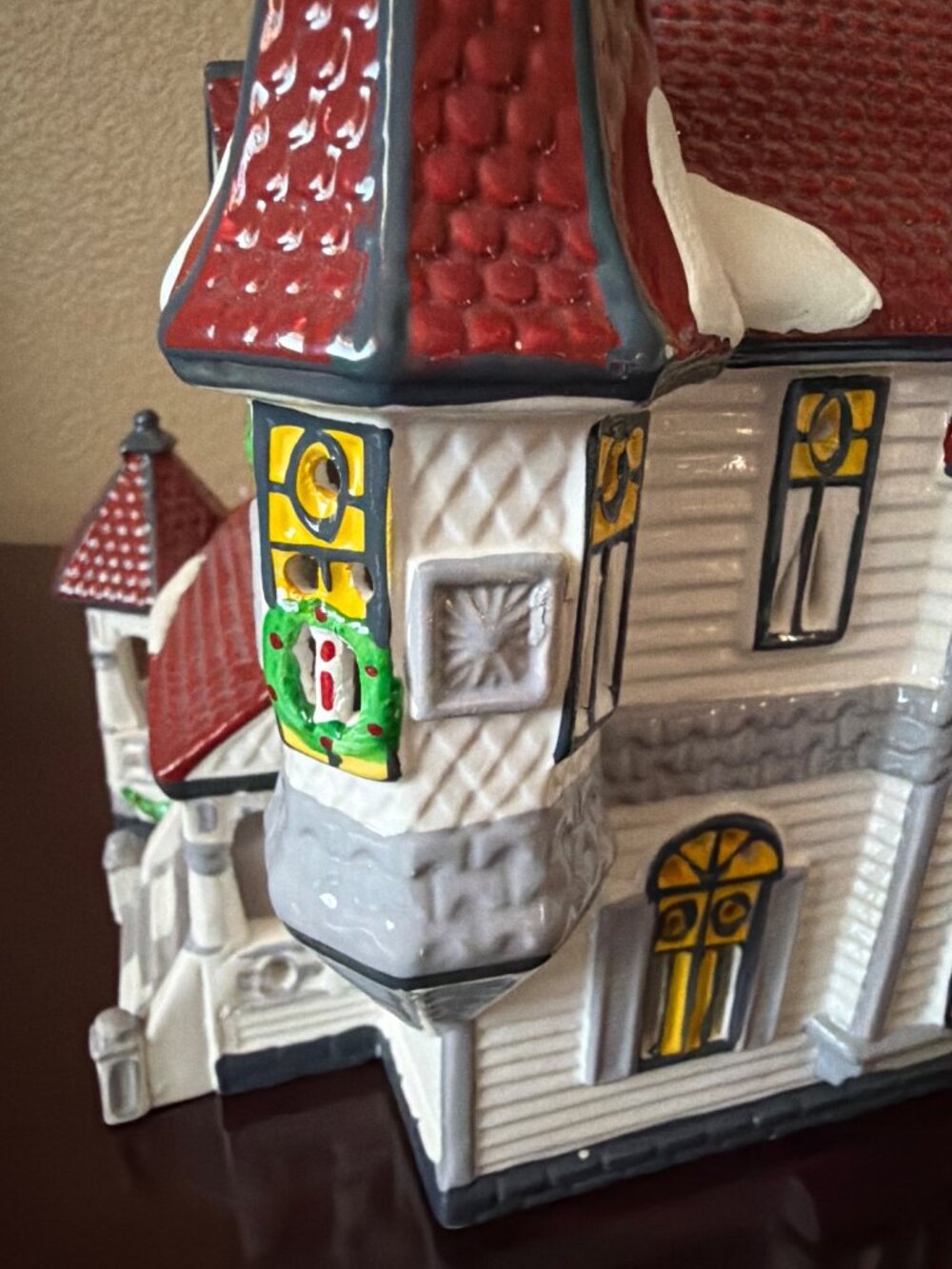 1990 Dept 56 Queen Anne Victorian Original Snow Village Lighted House #51578 - Picture 13 of 16
